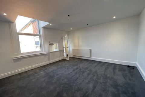 1 bedroom apartment to rent, Lord Street West, Southport PR8