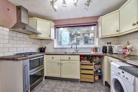 3 bedroom terraced house for sale, Russell Court, Chesham