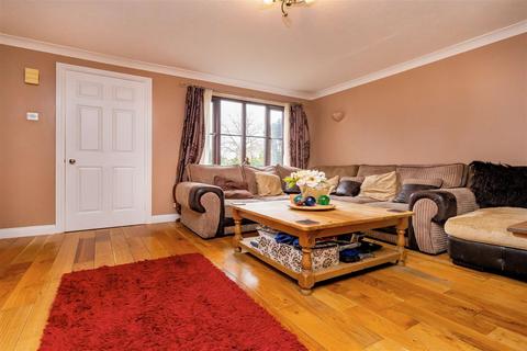 3 bedroom semi-detached house for sale, Green Close, Epping Green