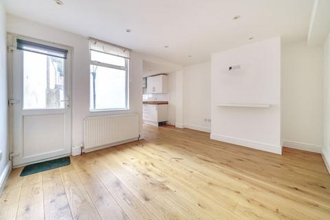 1 bedroom apartment to rent, Oval Road, East Croydon