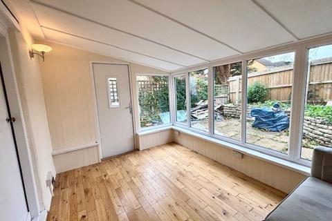 undefined, London Road, Calne SN11