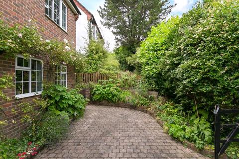 13 The Close, Purley, CR8 2QD