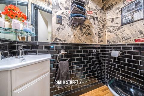 120 Stanley Road, Hornchurch, RM12 4JW
