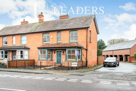 4 bedroom semi-detached house to rent, Stratford Road, Buckingham, MK18 1NY