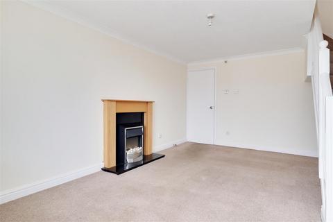 2 bedroom terraced house for sale, Blackburn Avenue, Brough