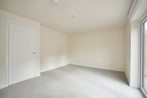 3 bedroom townhouse to rent, North Lock Road, Leicester, LE3