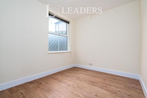 1 bedroom apartment to rent, Granville Road