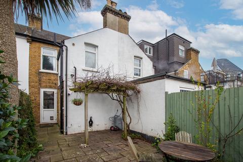 73 Newbury Road, Bromley, BR2 0QN