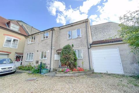 1 bedroom apartment to rent, Leg Square, Shepton Mallet