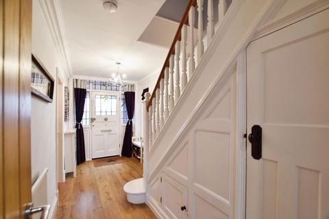 28 Bourne Avenue, Salisbury, SP1 1LS