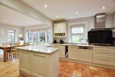 28 Bourne Avenue, Salisbury, SP1 1LS