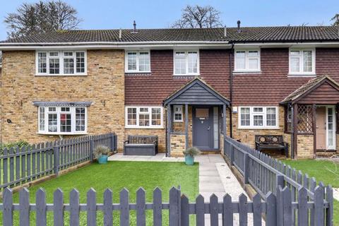 34 Newark Road, Windlesham, GU20 6NE