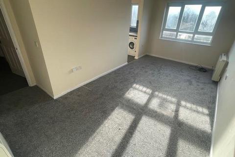 2 bedroom flat to rent, Buxton Close, Edmonton