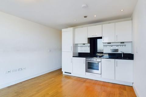 1 bedroom apartment for sale, The Quays, Chatham Maritime