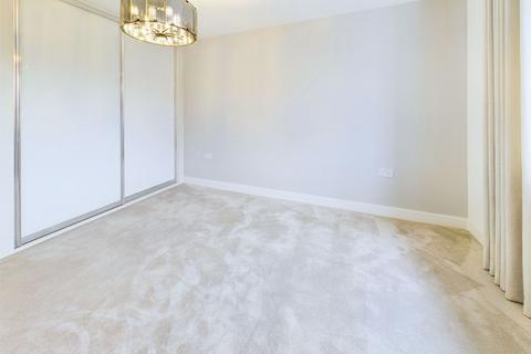 6 Plough Close, Brockworth, Gloucester, GL3 4XX
