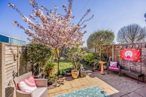 2 bedroom terraced house for sale, Park Road, Emsworth