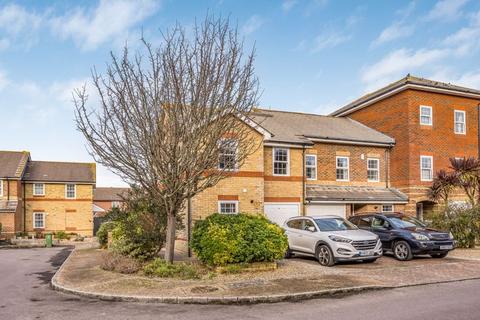 3 bedroom end of terrace house for sale, Mountbatten Square, Southsea