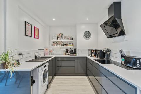 83 Abingdon Road, Drayton, Abingdon, OX14 4HL