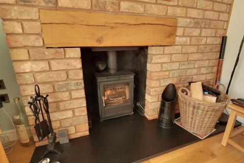 66 Leacroft Road, Penkridge, Stafford, ST19 5BU