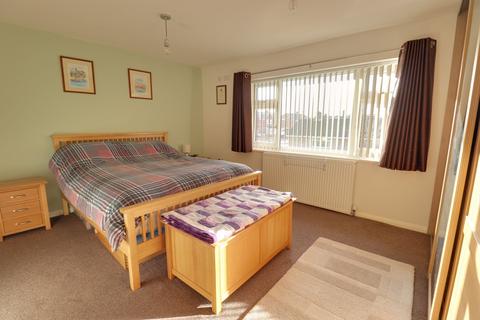 66 Leacroft Road, Penkridge, Stafford, ST19 5BU