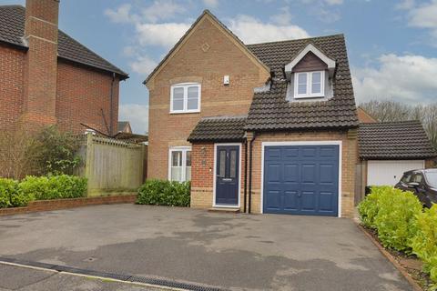 3 bedroom detached house for sale, Blackberry Way, Paddock Wood TN12