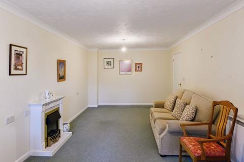 2 bedroom retirement property for sale, Cedar Avenue, Chelmsford CM1