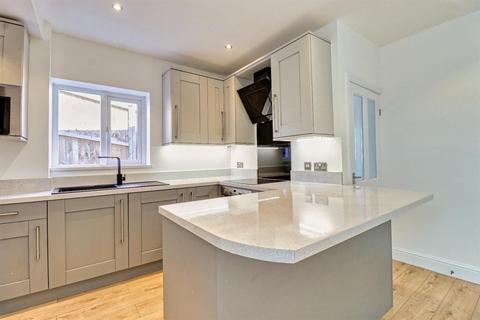 3 bedroom semi-detached house for sale, Outwood Walk, Horsforth, Leeds, West Yorkshire, LS18