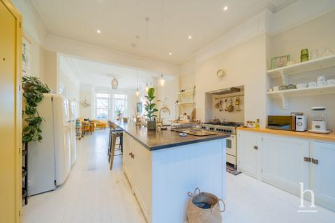 9 Devonshire Road, West Kirby, Wirral, CH48 7HR
