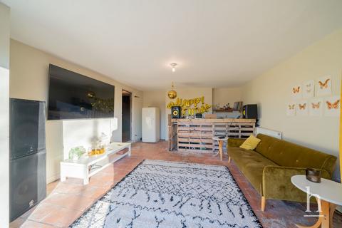9 Devonshire Road, West Kirby, Wirral, CH48 7HR