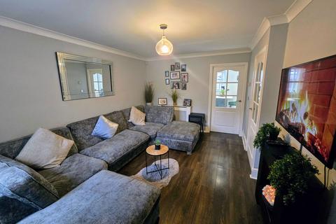 49 Herbert Thomas Way, Birchgrove, Swansea, SA7 0HG