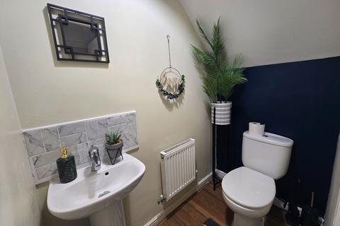 49 Herbert Thomas Way, Birchgrove, Swansea, SA7 0HG