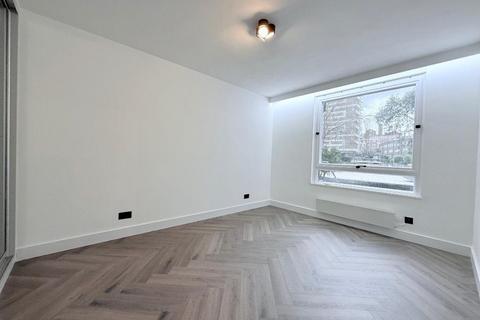 2 bedroom flat to rent, The Water Gardens, Edgware Road, London, W2 2DQ