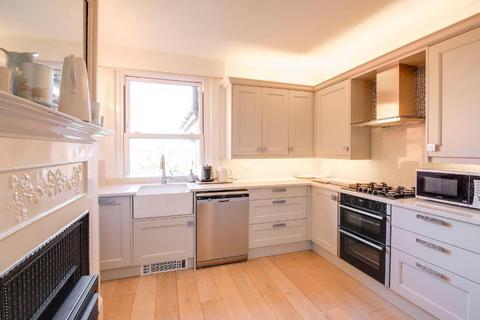 3 bedroom maisonette for sale, College Hill, Steyning, West Sussex, BN44 3GB