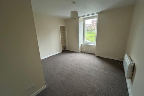 2 bedroom flat to rent, 14 1.1 Stirling Street, Dundee, DD3 6PH