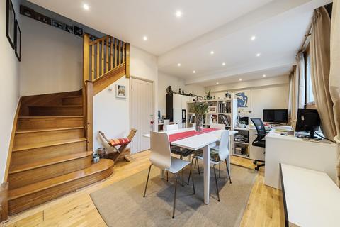 undefined, Holywell Hill, St. Albans, Hertfordshire