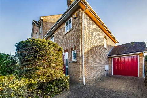 3 bedroom end of terrace house for sale, Willowherb Close, Chatham ME4