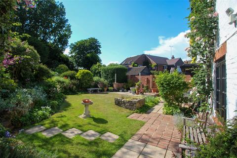 4 bedroom semi-detached house for sale, Satchell Lane, Hamble, Southampton, Hampshire, SO31
