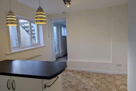 1 bedroom flat to rent, Flat B,  Cambrian Terrace, Saundersfoot