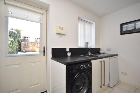 2 bedroom semi-detached house for sale, Millbeck Approach, Morley, Leeds, West Yorkshire