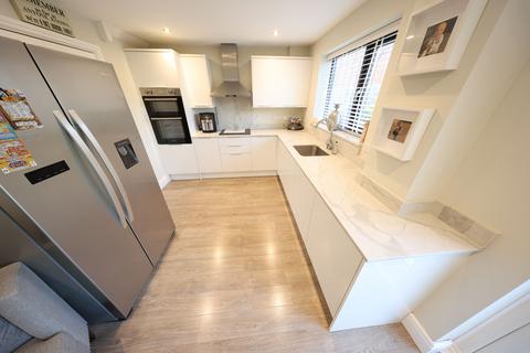12 Archates Avenue, Grays, RM16 6QS