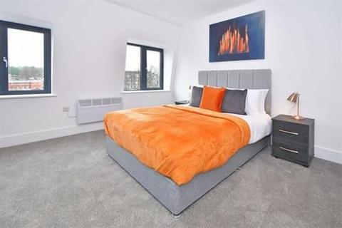 2 bedroom apartment to rent, Queens Gardens, Newcastle-under-Lyme