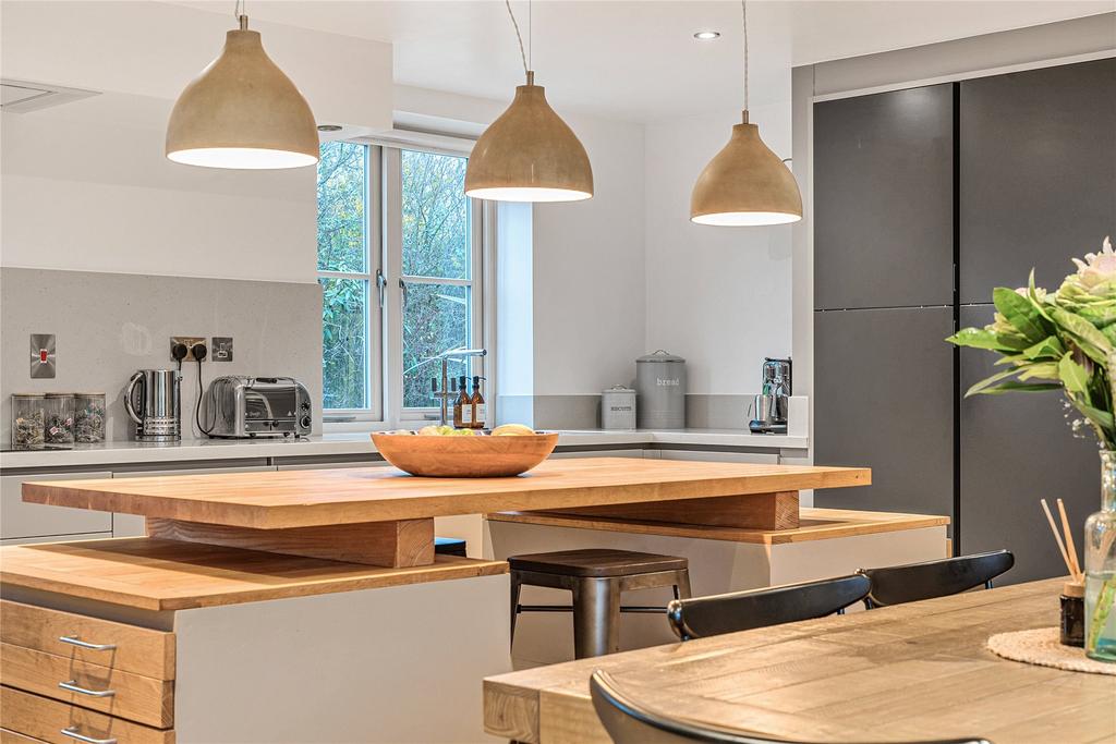 Kitchen/Breakfast
