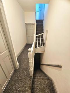 2 bedroom flat to rent, Stamford Road, Longsight, Manchester, M13