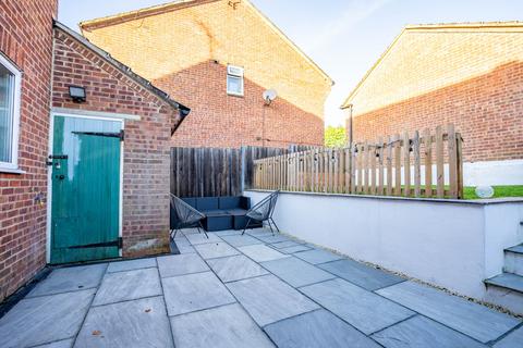 3 Becks Close, Markyate, St Albans, AL3 8HU