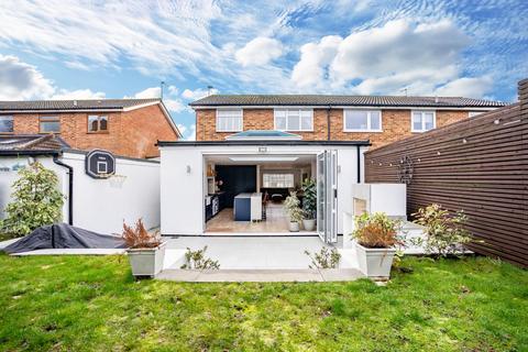 3 bedroom semi-detached house for sale, Park Lane, St. Albans AL4