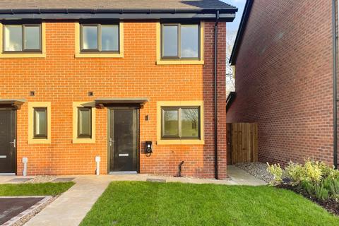 2 bedroom semi-detached house to rent, Osprey Drive, Cheshire CW12