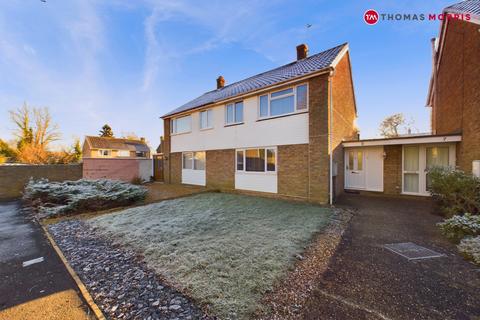 3 bedroom semi-detached house for sale, Highfield Avenue, Huntingdon PE28