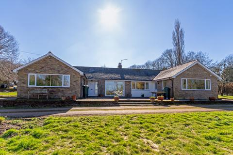 5 bedroom bungalow for sale, Old Mead Lane, Bishop's Stortford CM22