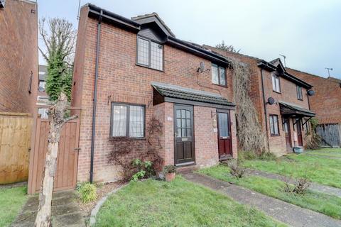 2 bedroom end of terrace house for sale, Ludlow Mews, High Wycombe HP11