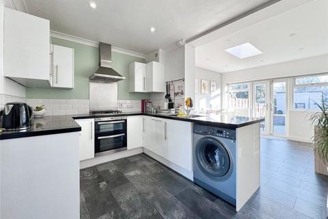 6 Old Manor Way, Bexleyheath, DA7 6NG